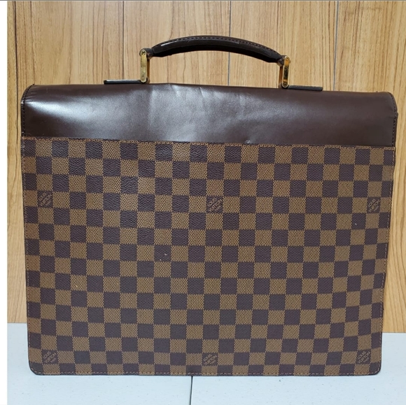 LOUIS VUITTON
Damier Ebene Altona PM Briefcase - Picture 2 of 11